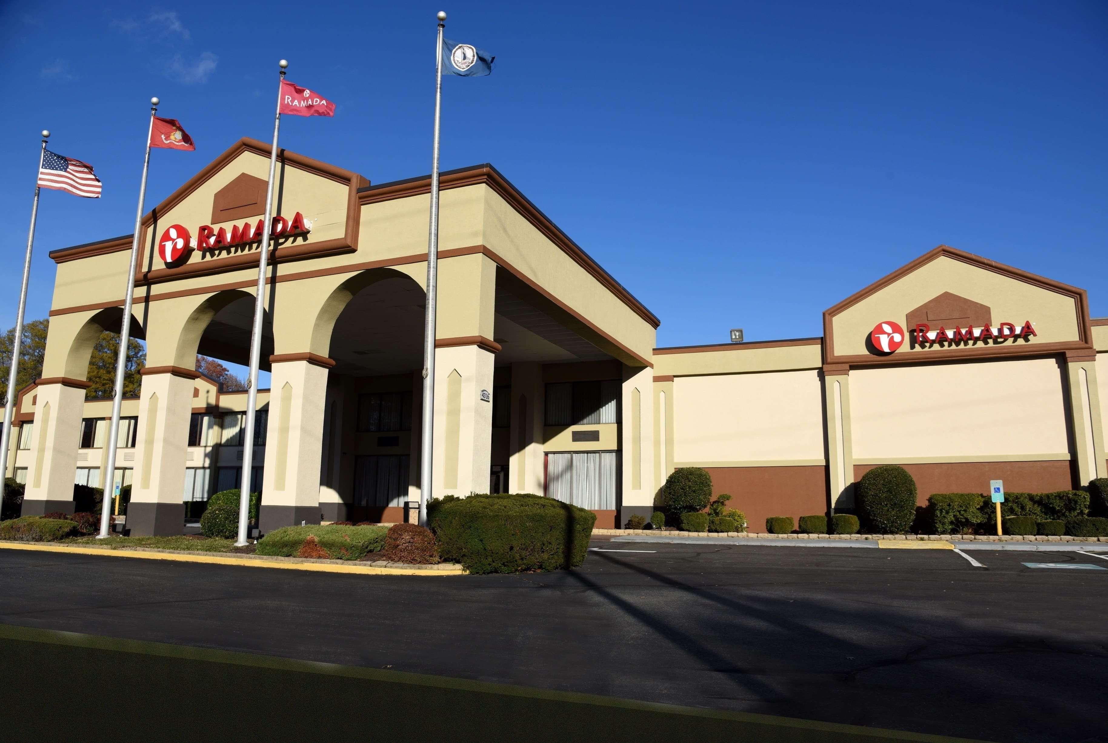 Ramada By Wyndham Triangle/Quantico Hotel Exterior photo