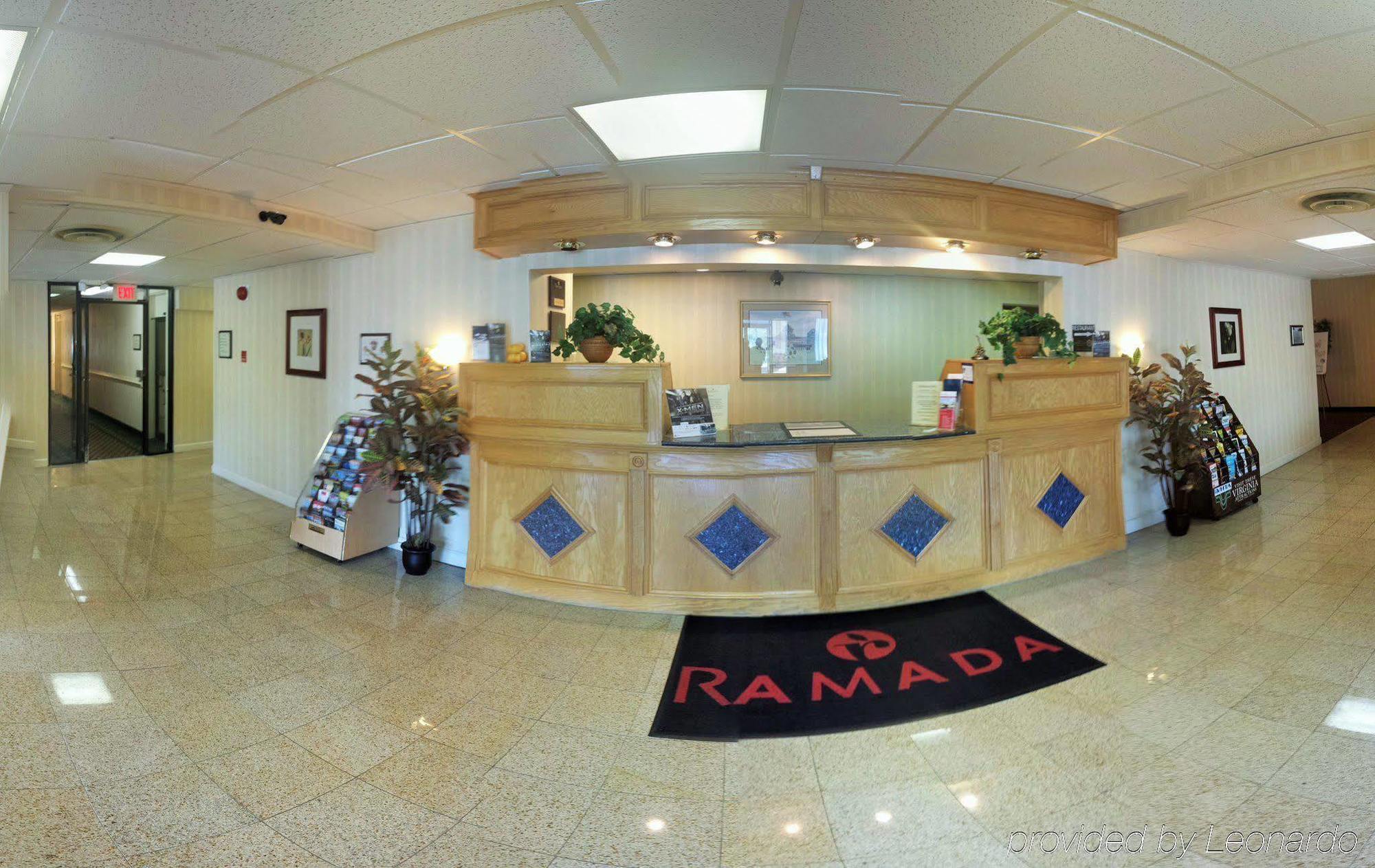 Ramada By Wyndham Triangle/Quantico Hotel Exterior photo